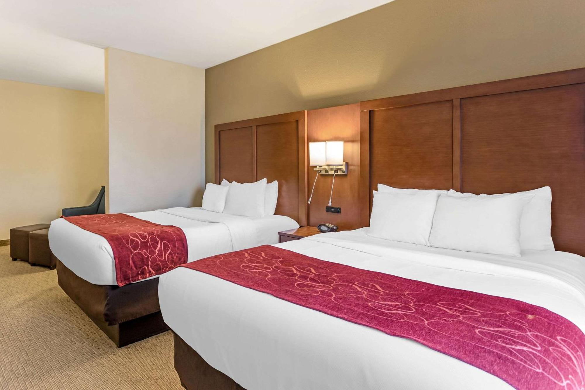 Comfort Suites South Point - Huntington Esterno foto